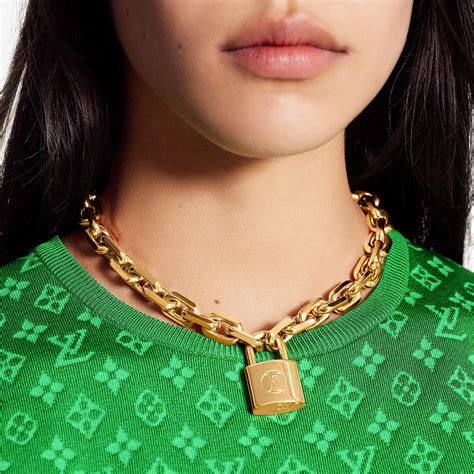 lv edge necklace cadenas.